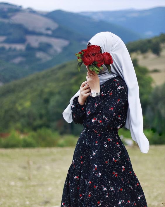 صور نسوان في الشارع - ما يحمله الشارع من نساء جميلة 7600 4